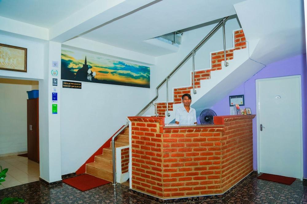 Hotel Moonstone Anurâdhapura Extérieur photo